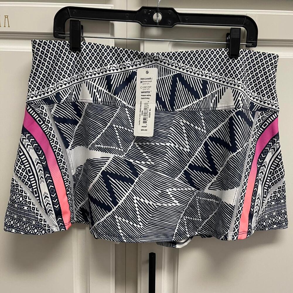 New with tags LUCKY IN LOVE NAVY WHITE PINK XL TENNIS SKIRT SKORT